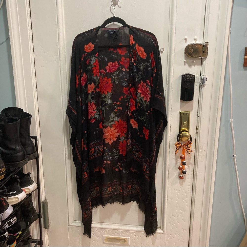 American Eagle Floral Kimono